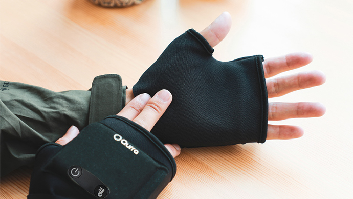 Qurra クルラ 洗えるすぐぬっく2 USB充電ワイヤレス温熱手袋